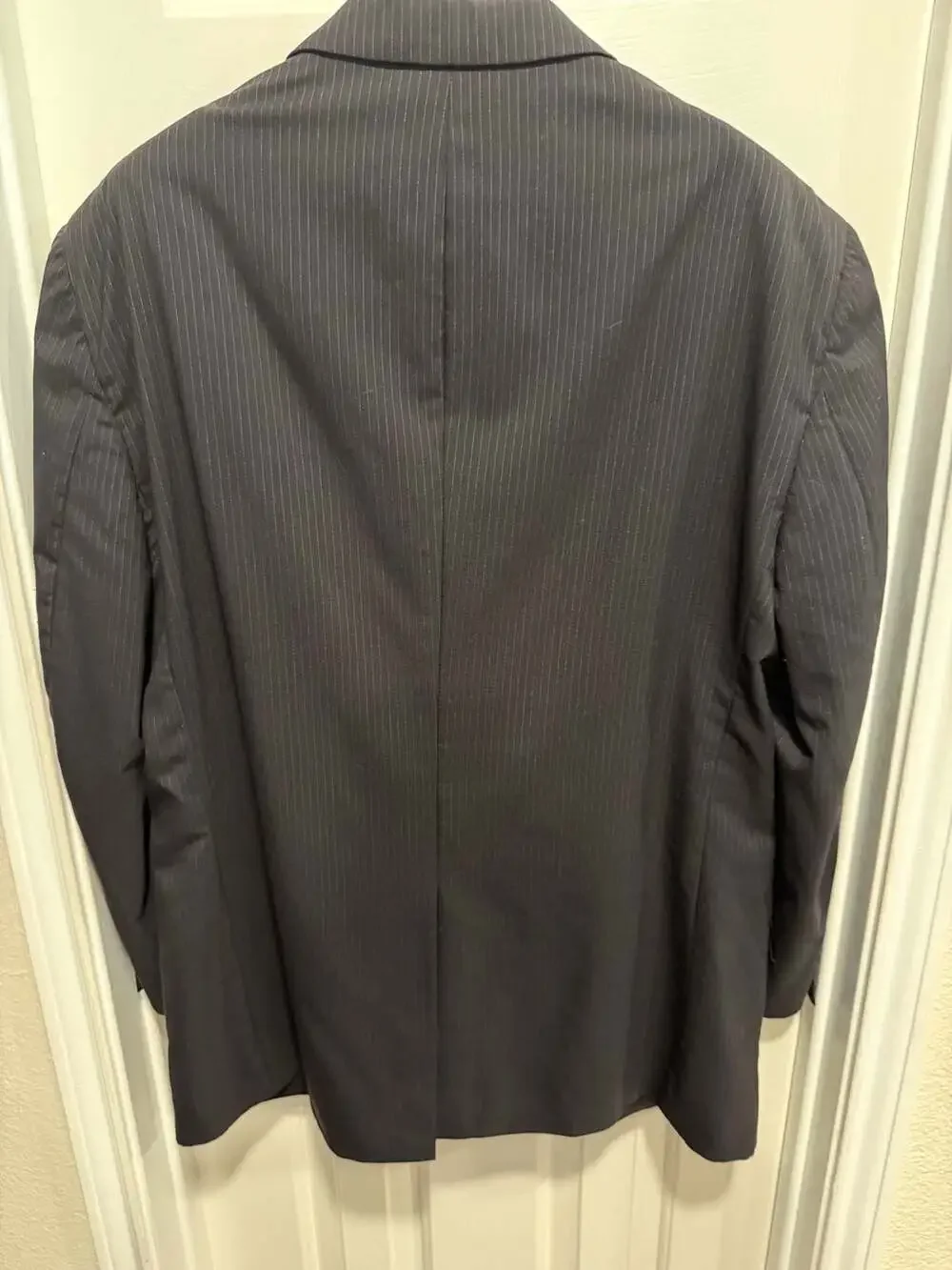 Men’s 46R Black Pinstripe 100% Wool 2 Piece Suit Jacket Pants 41R